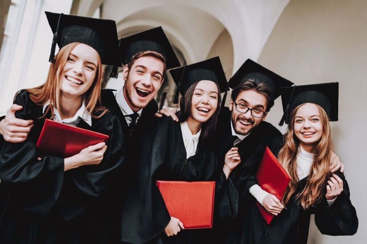 Artikel yang membahas mengenai beberapa tips belajar yang harus dilakukan untuk para mahasiswa jurusan TI dan juga jurusan lainnya.