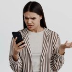 Beberapa langkah saat smartphone hilang atau dicuri yang dapat Anda ikuti untuk menemukan dan memulihkannya sebagai upaya terakhir.