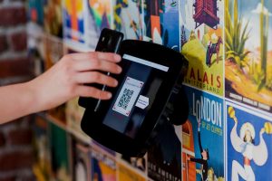 Artikel kali ini membahas mengenai adanya evolusi teknologi yang telah dan akan terus mengubah dunia kita sampai di masa depan.